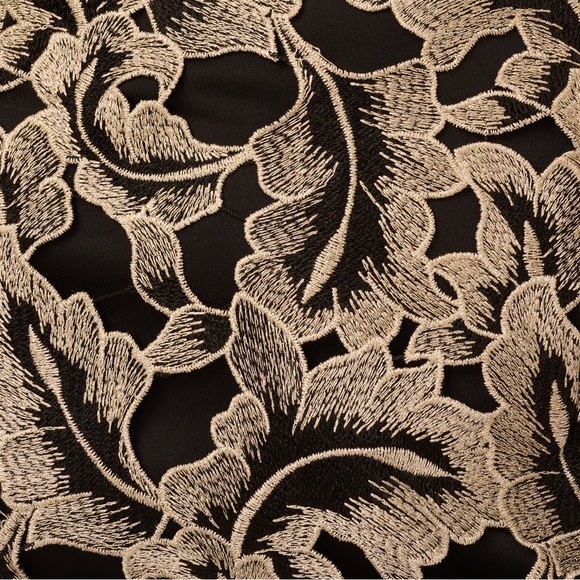 METALLIC LEAF LACE ANKLE DRESS IN BLACK GOLD sizes 4 and 6 - Picture 5 of 14